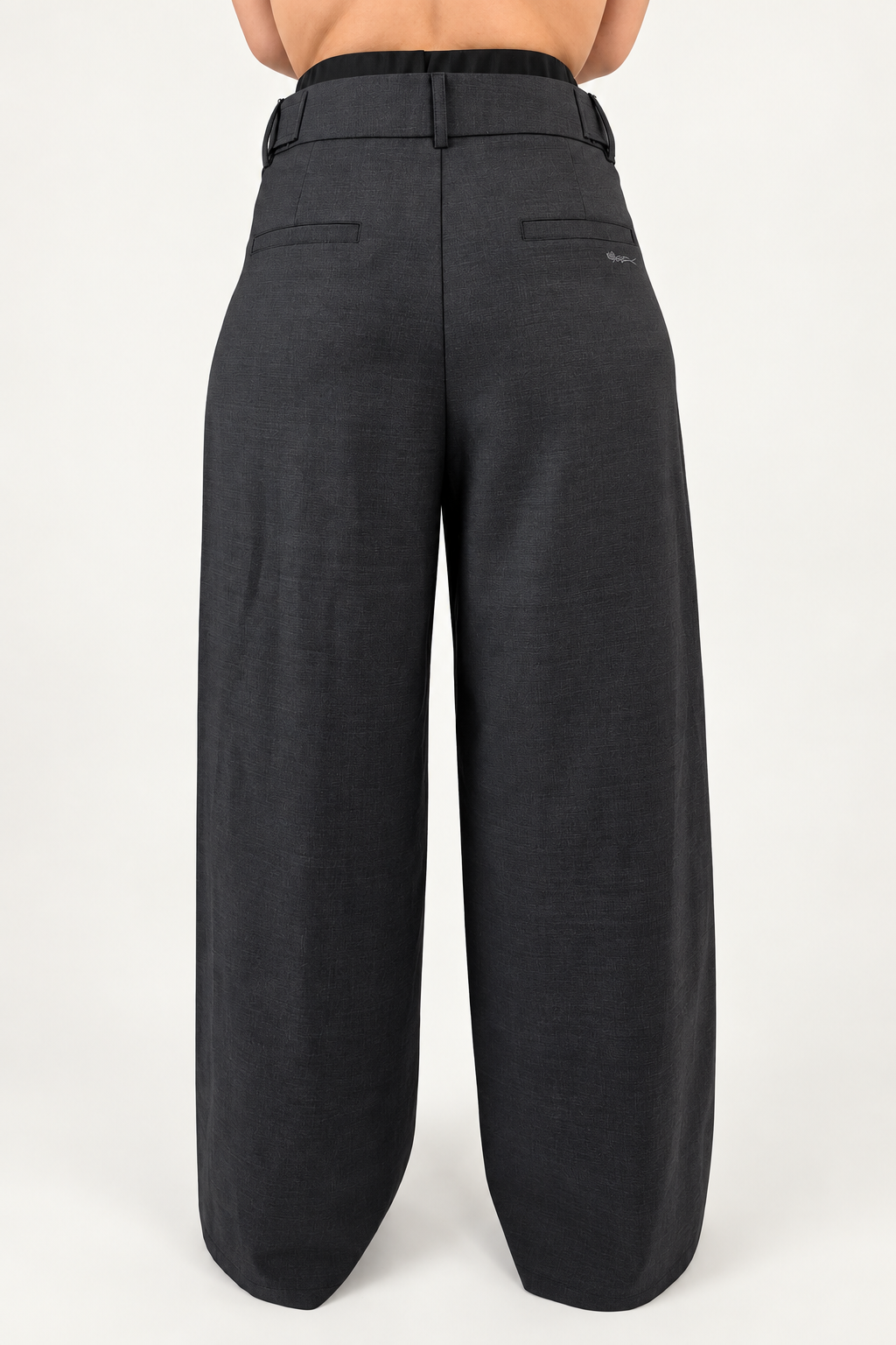 The Off-Duty Wide-Leg Trouser