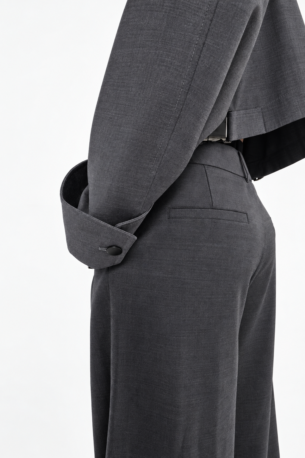 Off-Duty Cropped Utility Jacket